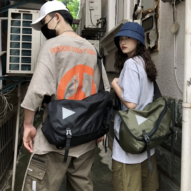 

AUAU-Street Harajuku Tide Function One Shoulder Dead Fly Casual Tooling Hip Hop Men and Women Backpack