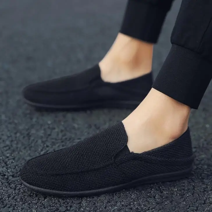 

Linen breathable male flat shoes 2018 new summer new casual driving shoes lightweight wear-resistant slippery lazy shoes qws2