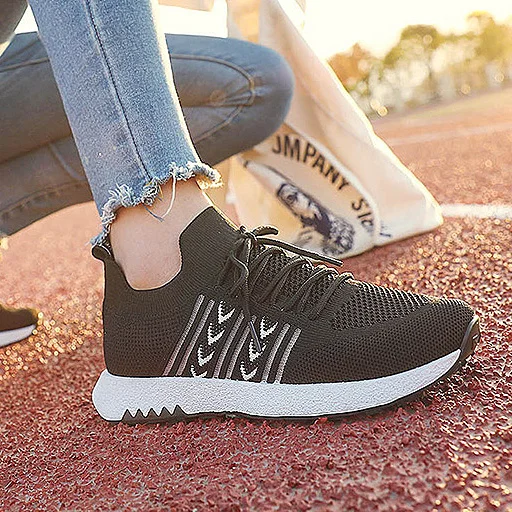 

Women Casual Shoes Fashion Breathable Walking Mesh Flat Sneakers Women Vulcanized Shoes White Footwear Designer running shoes