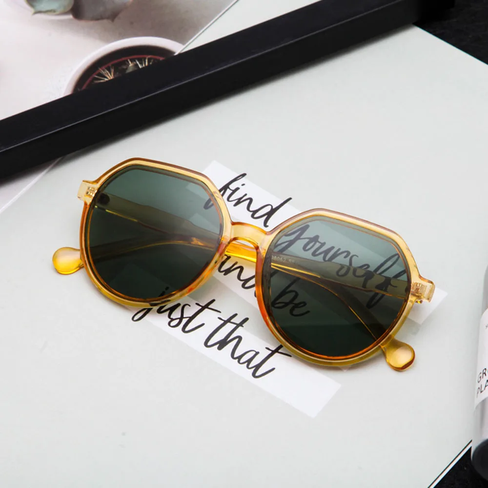 

New Polygon Sunglasses Women Men Retro Cat Eye Sun Glasses Luxury Shades Ladies Black Green Fashion Outdoor Glasses