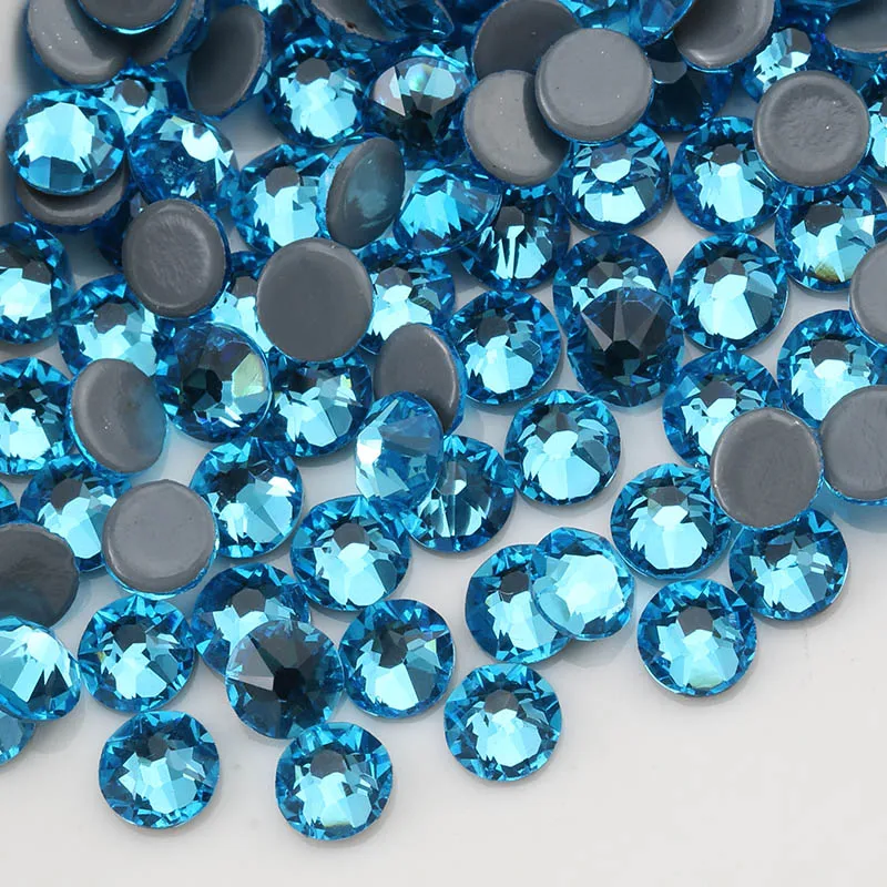 Aquamarine QIAO SS20(8 больших+ 8 маленьких) Новые граненые Горячие назад высокое качество железа на горячей фиксации одежды стиль Стразы, 1440 шт - Цвет: Aquamarine