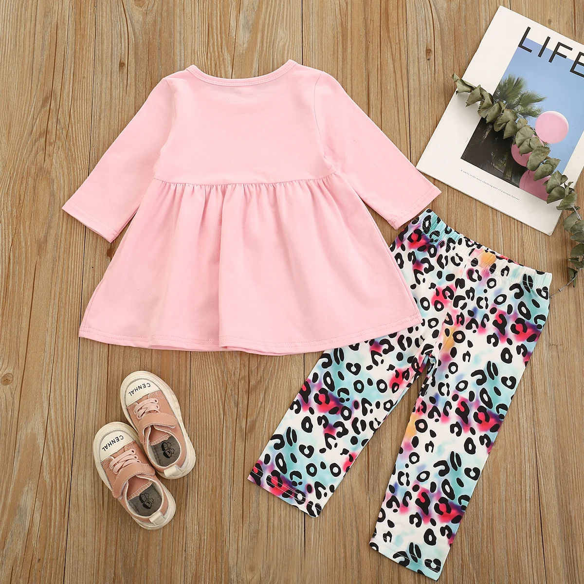 Костюм с длинными рукавами для девочек модная Лоскутная футболка круглым