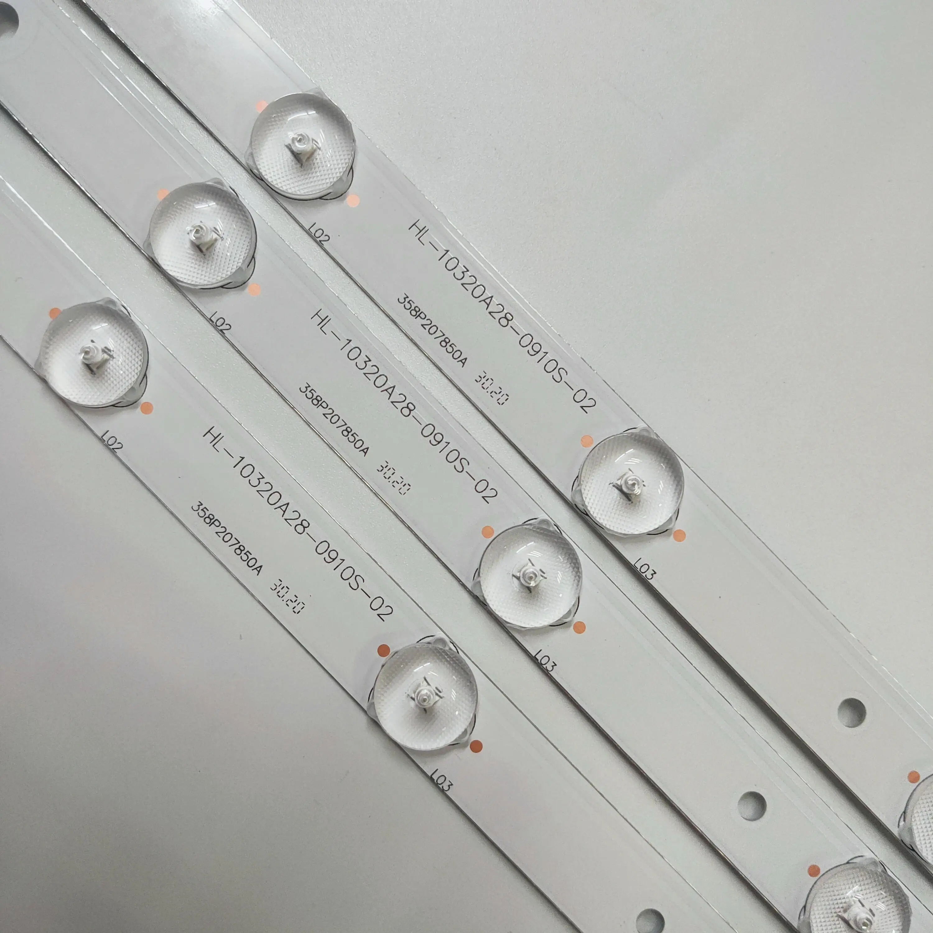 3 шт./1 компл. 9 светодиодов Xianke LED32HD320 осветительная панель HL-10320A28-0901S-02 / 358P20785 0B |