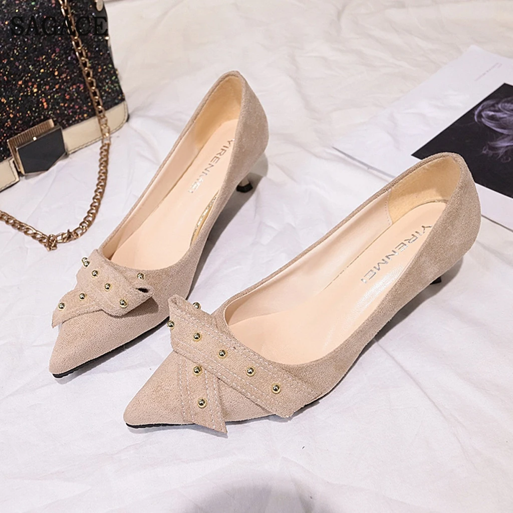 

Women's Pointed High Heels Wild Bow Rivet Shoes Shallow Mouth Sexy Solid High Quality Outsid Simple High Heel Pumps