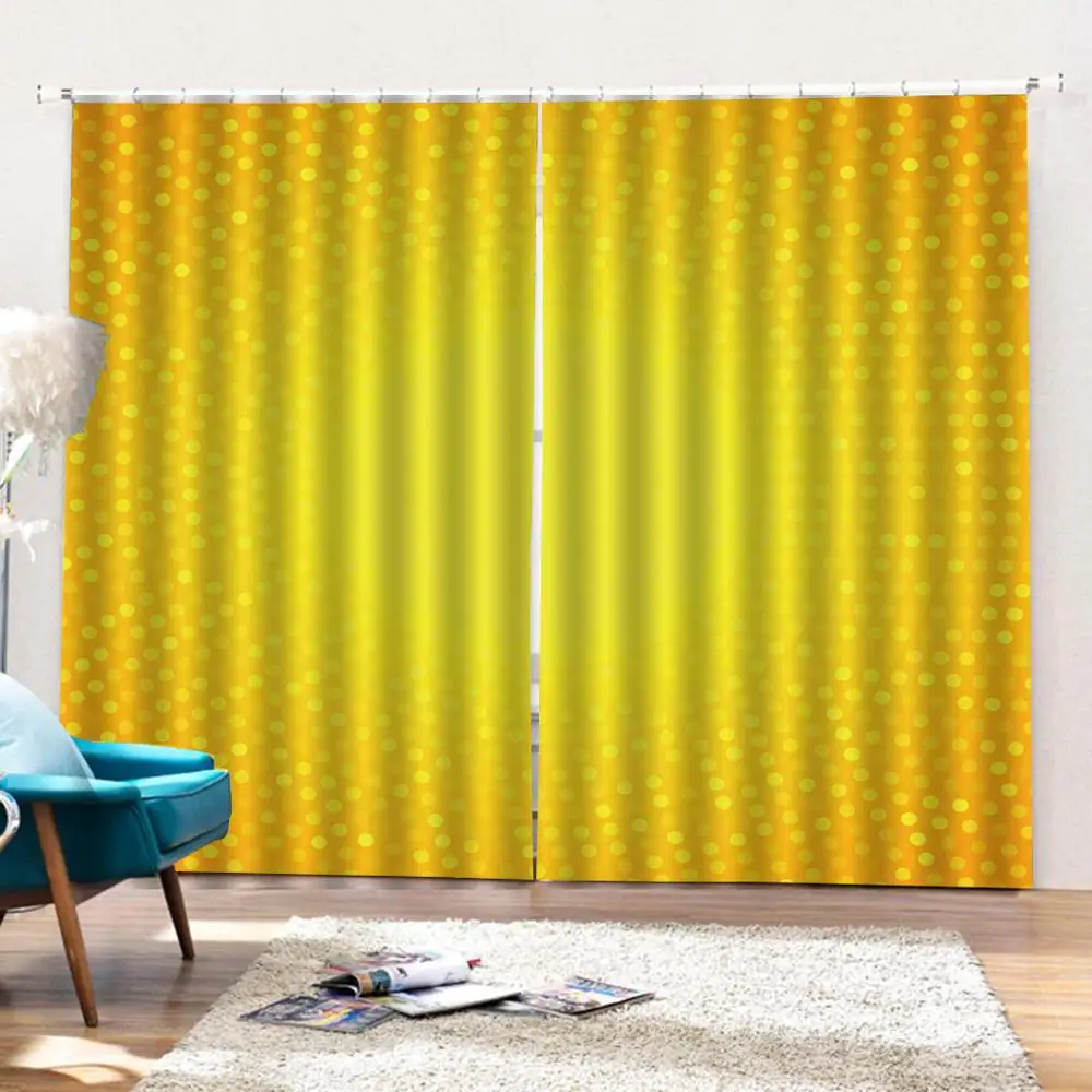 Желтая яркая занавеска с кругами и точками абстрактная теплая на солнечной