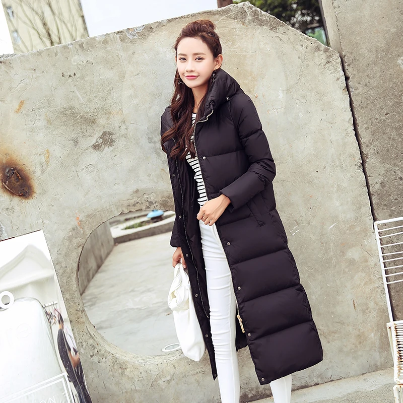 Белая женская куртка на 2020 утином пуху теплое зимнее пальто с капюшоном женские