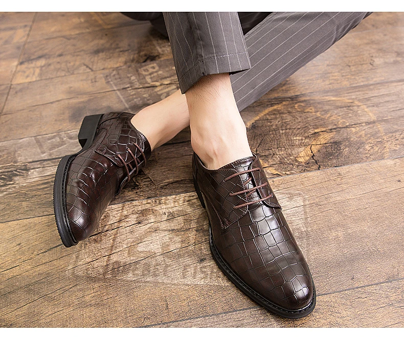 Men Dress Shoes Wedding Oxford Shoes Lace-Up high quality business Casual Shoes Mens Formal Shoes Flats Party Office Shoes 38-47