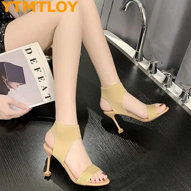 Женские босоножки на высоком каблуке туфли с открытым носком и ремешком пряжкой