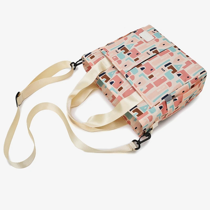 

Fashionable Mummy Bag Large Capacity Baby Bag One Shoulder Baby Bag Out Mother and Baby Bag Baby Care Bag