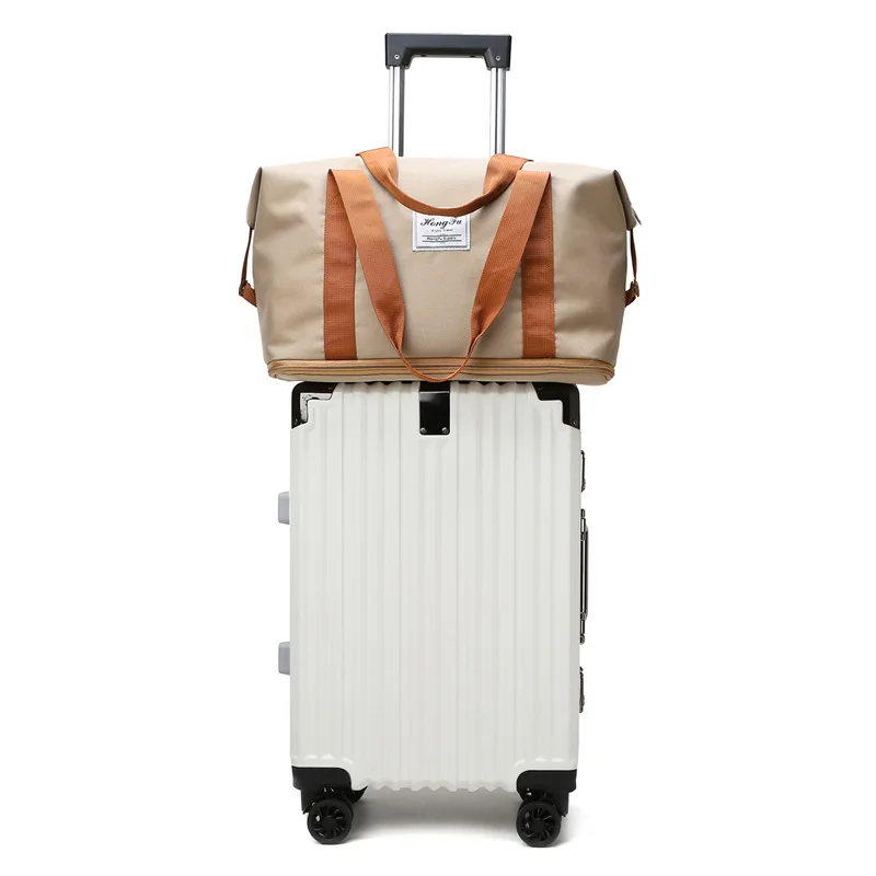 2021 Waterproof Travel Bags for Women Large Capacity Luggage Female Fitness Training Yoga Bags Outdoor Sports Bags Shoulder Bags