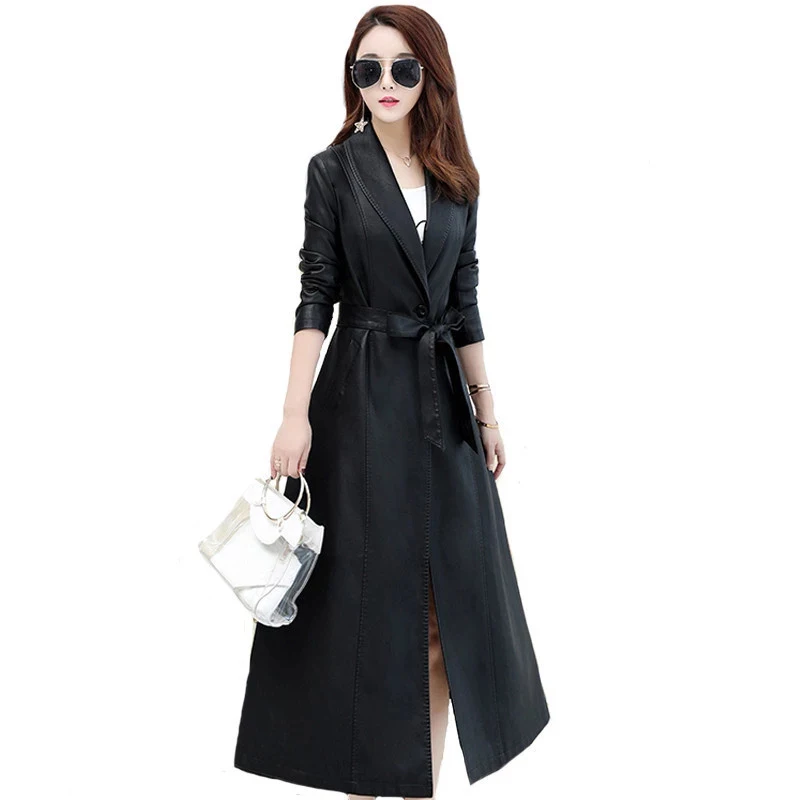 

Женская осенне-зимняя куртка из искусственной кожи с поясом