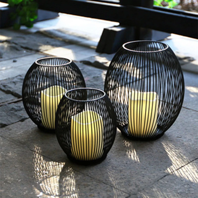 

Candle Holder Black Iron Candle Holder Retro Candlelight Dinner Dining Table Activity Sturdy Hollow Candle Holder Decoration