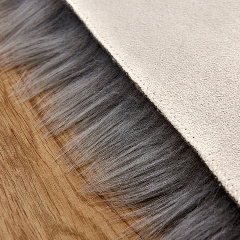 Мягкий пушистый бархатный ковер с сердечками однотонный диван из искусственного