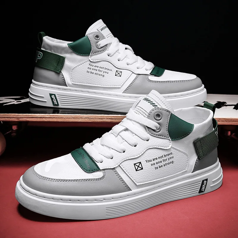 Men Skateboarding Shoes Fashion Light Casual Shoes Male Sports and Leisure Hard-wearing White Autumn 2021 New Men's Sneakers