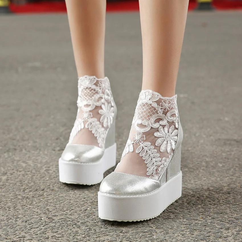 

Black Hollow high heel Fashion Sweet Lace Roman Shoes Women Wedge Heels White Platform Pumps High Heels Non-slip thick bottom