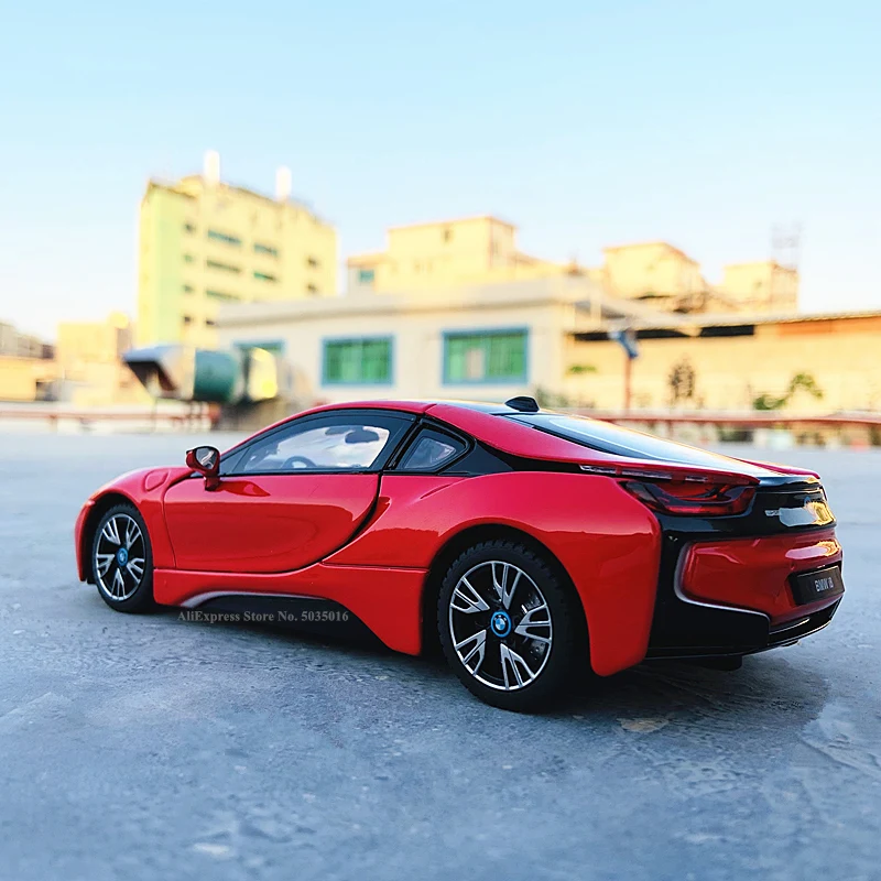 Коллекционная игрушечная модель автомобиля Rastar 1:24 BMW i8 red concept