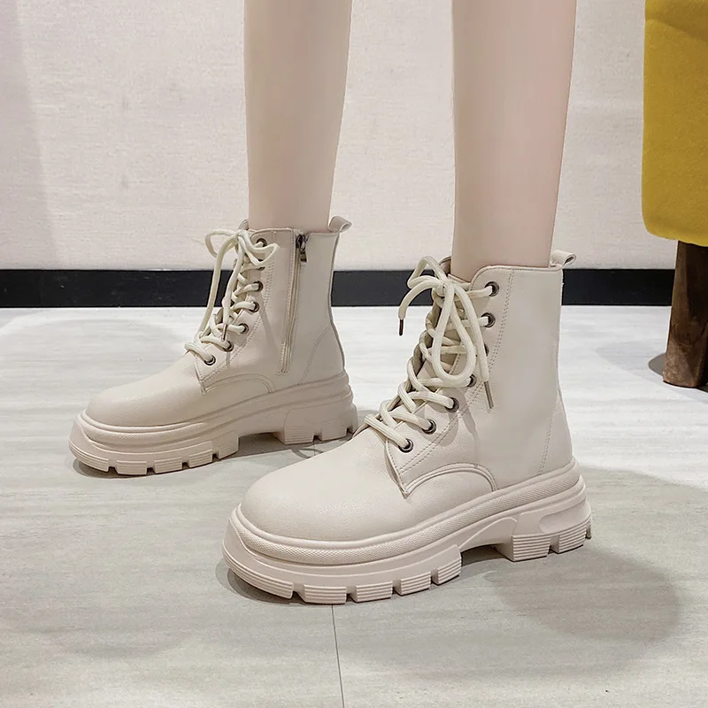 

Round toe short boots autumn women's thick soled leisure Martin boots motorcycle warm leather boots womens platform heels