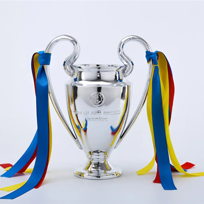 

Chelsea Football Golden Trophy Model Inscription Engraving Creative Family Bar Mascot Gift Office Decoration Glory Collection