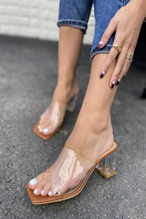 

TUGBA Women Transparent Tape And Heel Detailed Slippers