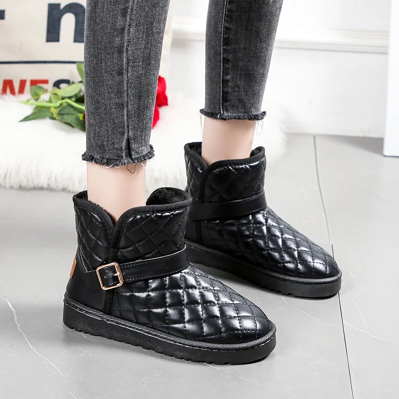 

new Lightweight casual waterproof cotton shoes women's comfortable flat non-slip short women winter warm plush snow boots