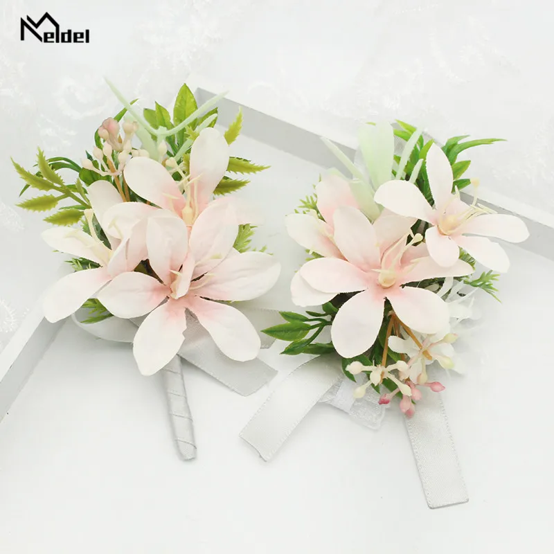 Свадебный бутоньерка с розовыми розами для подружки невесты бутоньеркой