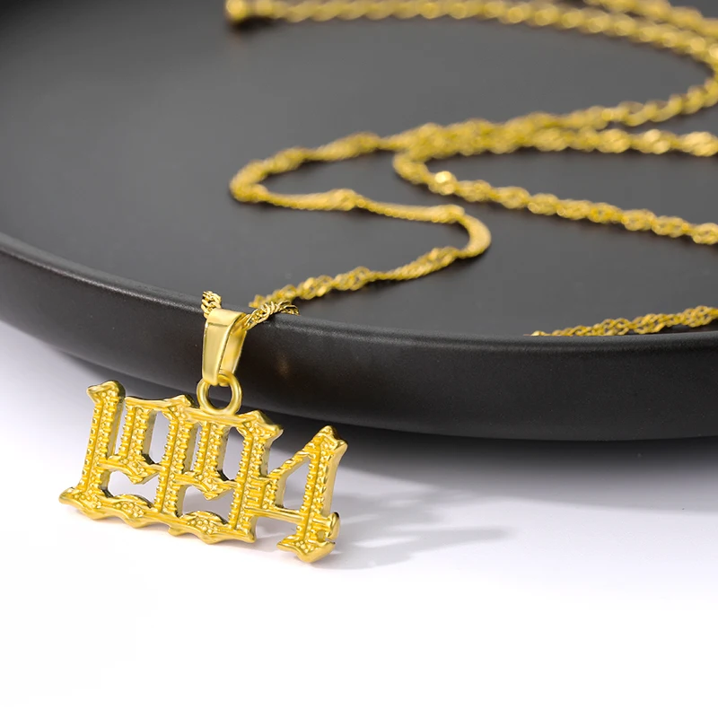 Ожерелье с подвеской в виде цифр на год рождения английском|Ожерелья подвеской| |