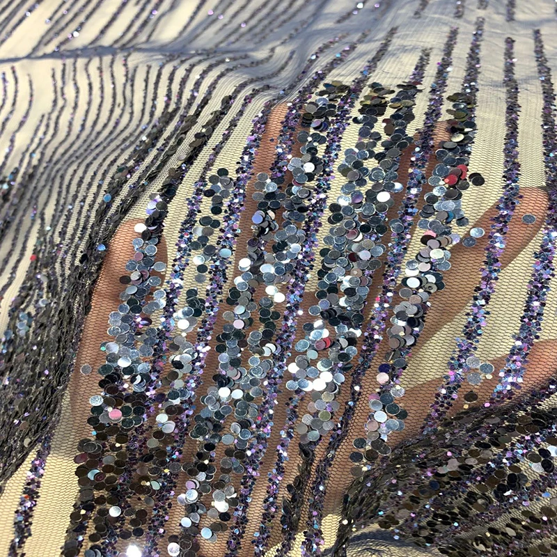 

Latest Nigerian Glitter Sequins Lace Tulle Fabric High Quality Shining Strips Hollow Out French Net African Mesh Dress Textiles
