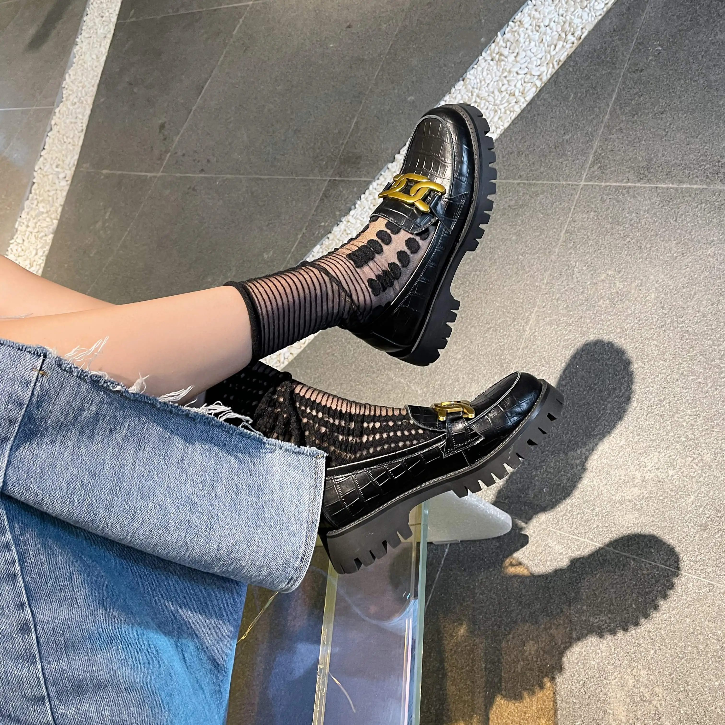 

Krazing Pot hot genuine leather round toe med heels metal fasteners British school young lady sweetwear slip on women pumps L7f2