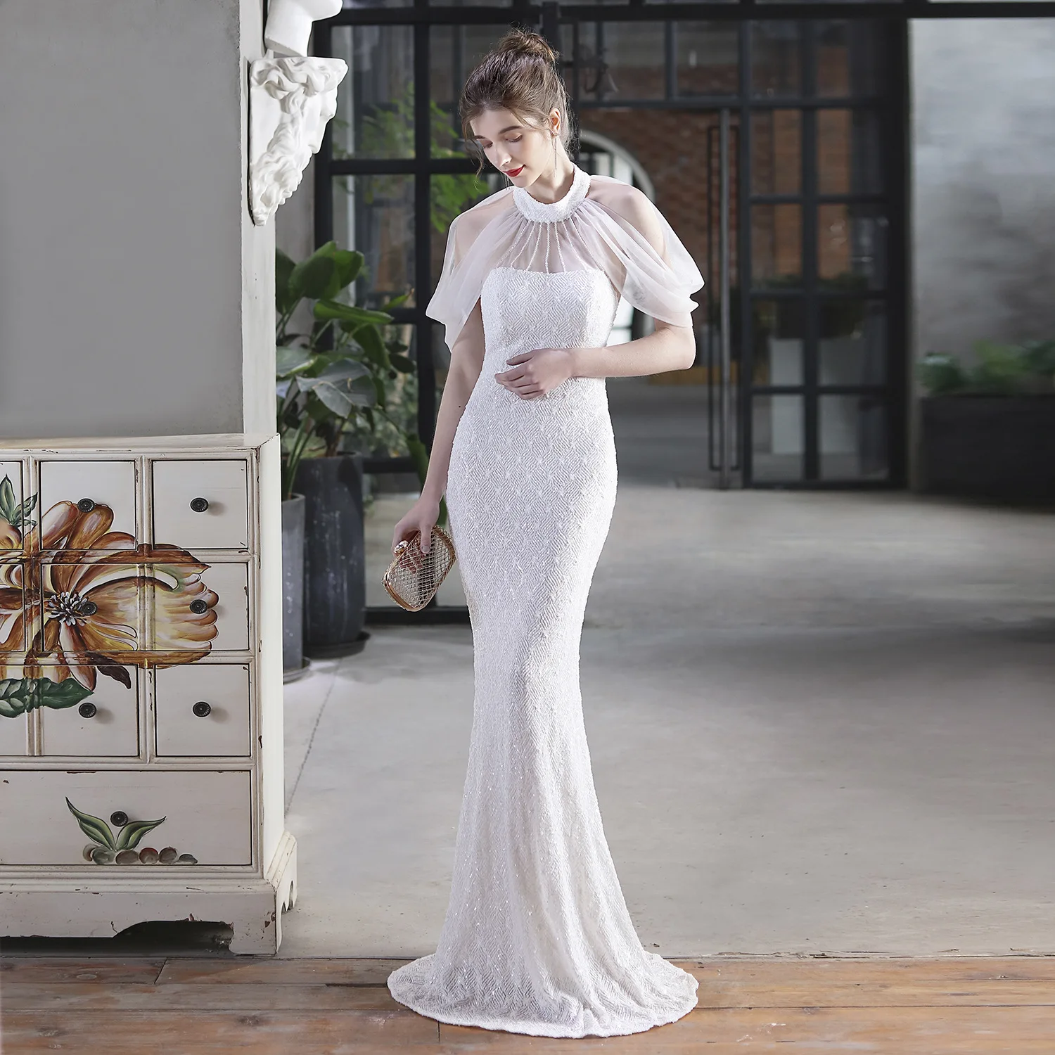 

Luxury Long Gowns for Women Girls Halter Elegant Evening Prom Fairy Dresses Sequins White Weddding Bridemaid Dress Sleeveless