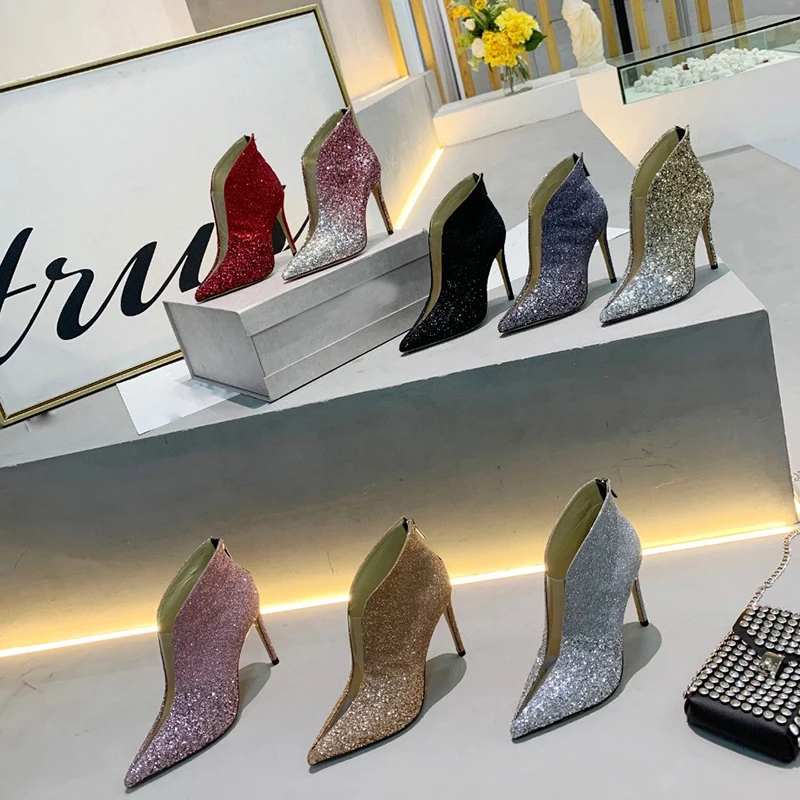

Women's Shoes