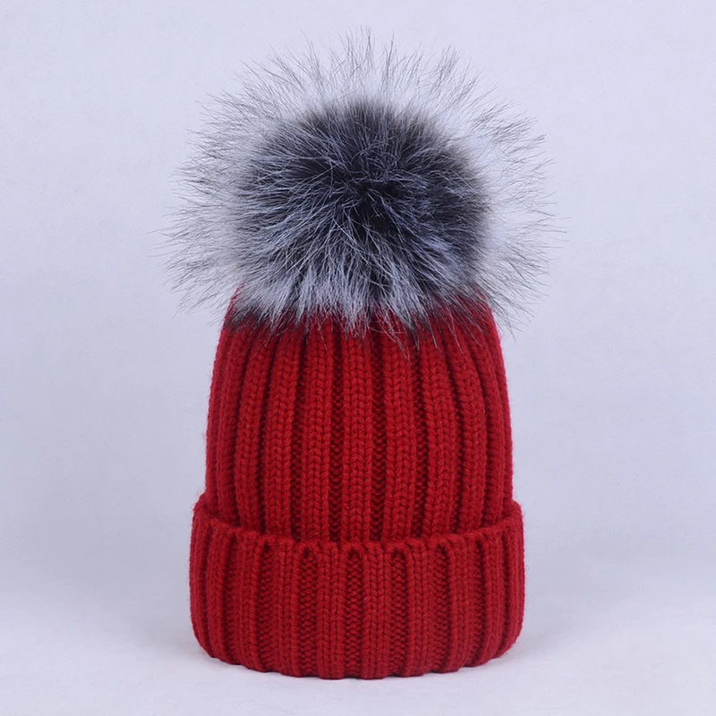 red wine Хлопковая шапка-маска для девушек Повседневная зимняя женская шапка с меховым помпоном красные черные вязаные шапки женские шапочки - Цвет: red wine