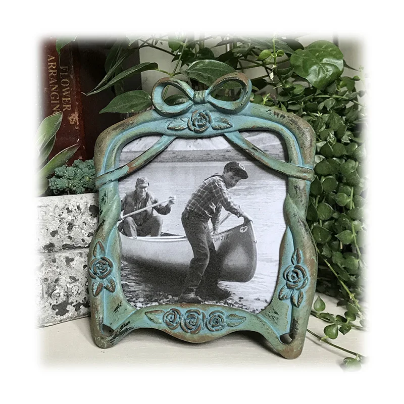 

Handcrafted Desktop Photo Frames Vintage Iron