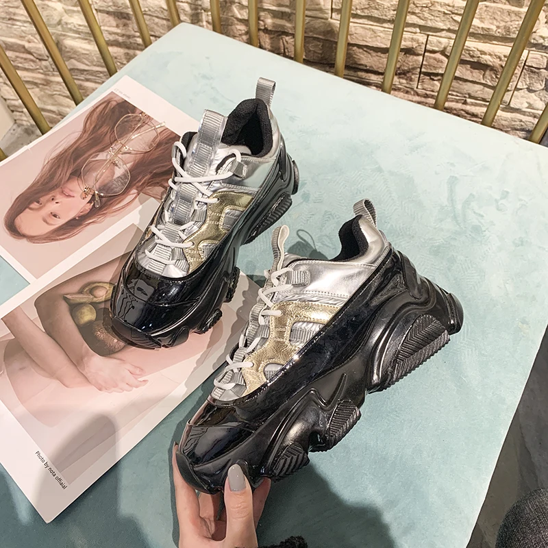 Женские кожаные туфли модные Прогулочные кроссовки на платформе со шнуровкой