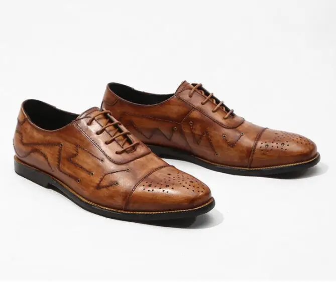 2 цвета мужские туфли в деловом стиле с круглым носком и резным узором Лидер