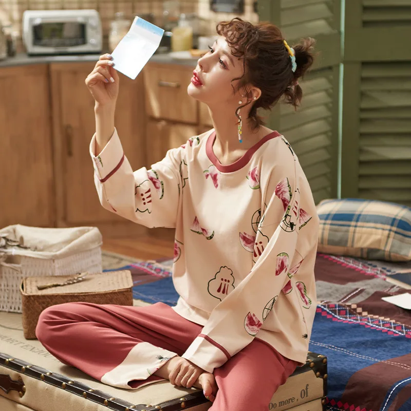 Пижамный комплект женский осенне-зимний трикотажный красный костюм из двух