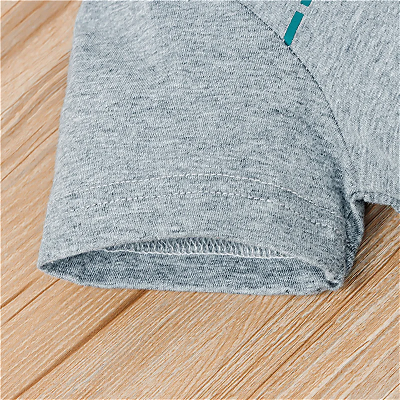 

Baby Round Collar Short Sleeve Romper with Buttons Fashion Dinosaur Print Jumpsuit for Summer