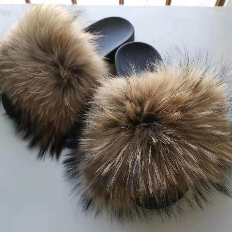 

Women Raccoon Fur Slippers Real Fur Slides fluffy sliders Female Sandals With Fur Home Cute Plush Shoes