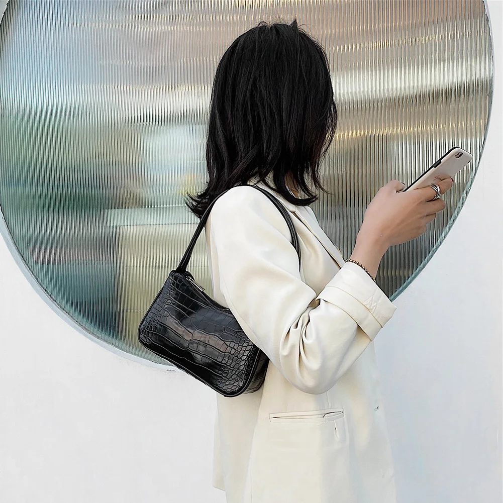 Сумка-тоут из искусственной кожи однотонная с цепочкой простые универсальные |