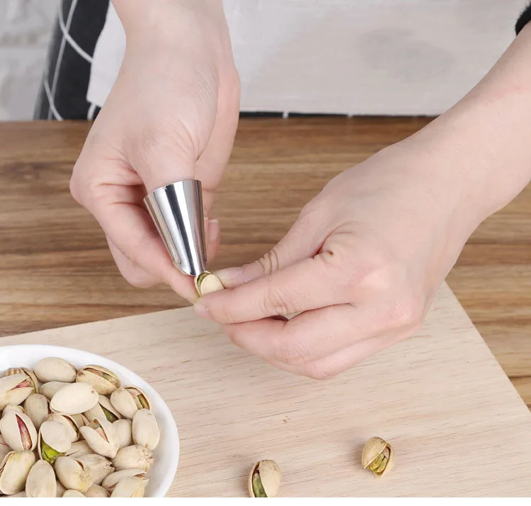 

1pc Stainless Steel Anti-cutting Finger Protector Hand Cutting Guard Safe Hurt Finger Protection Kitchen Gadgets Nail Set Tool