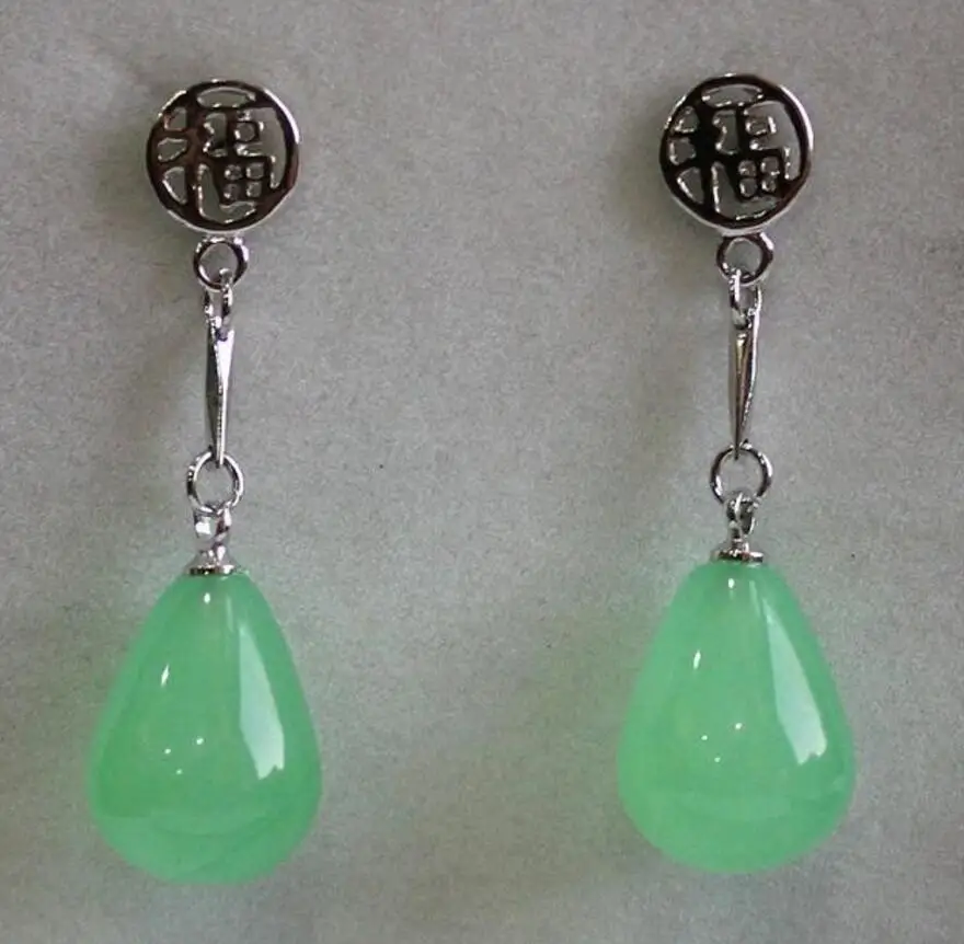 

Hot Sell NEW wholesale fancy design Chinese style 12*16mm light green jades earring