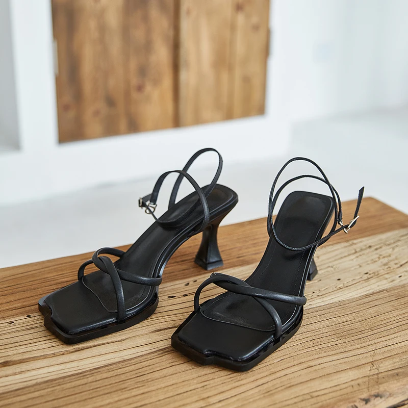 

Women Sandals Genuine Leather Shoes Solid Color Ankle Buckle Summer Square High Heel Metal Buckle Fashion Sandals Ladies Shoes