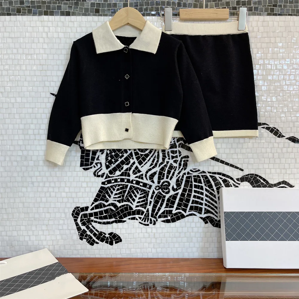 

Brand Designer Clothing Girls Sets Spring And Autumn Clothes Kids Knitted Sweater Coat+Skirt 2pcs Outfit Princess Evening Dress