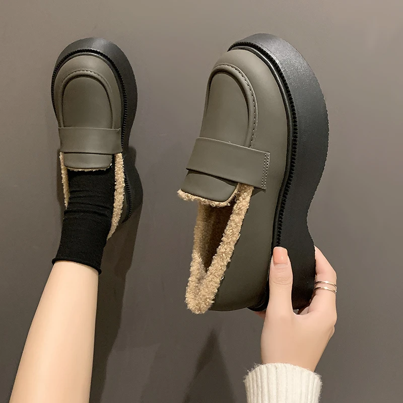 

Женские нескользящие кроссовки из ПУ кожи, на плоской подошве