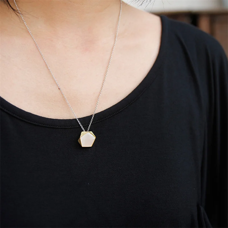 

INATURE 925 Sterling Silver Natural Shell Minimalist Geometric Polygon Pendant Necklace For Women Jewelry Bijoux