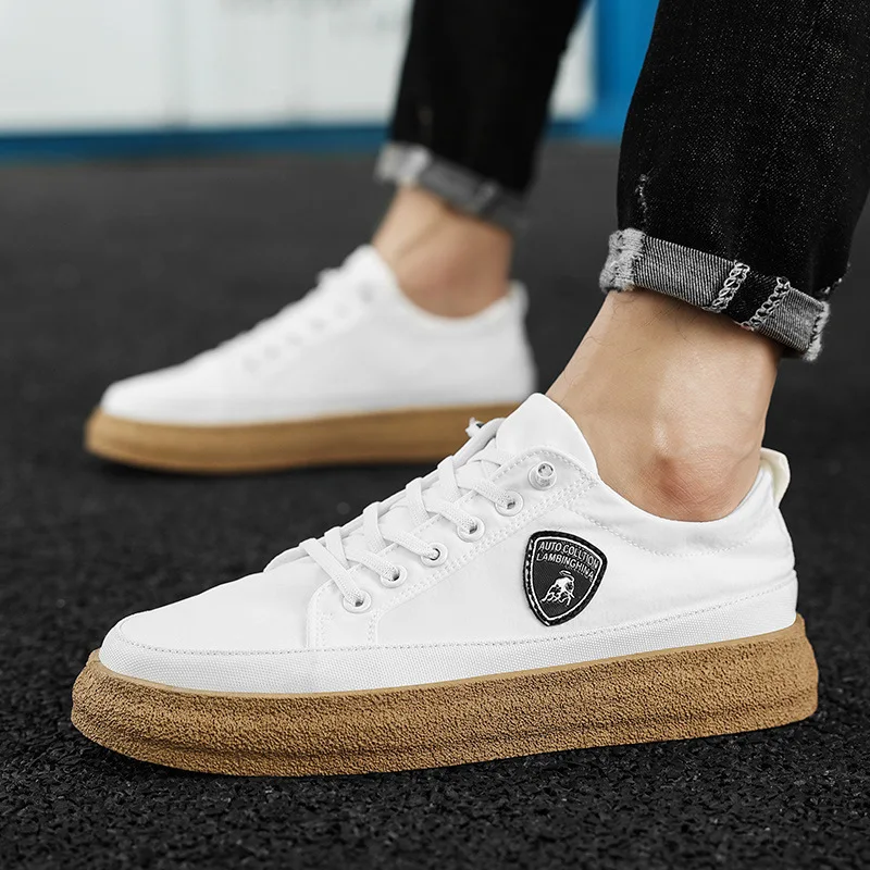 

2021 Men Classic Silk Cloth Shoes New Male Skateboarding Shoes Autumn Mens Athletic Sport Trainer Platform Gym Shoes