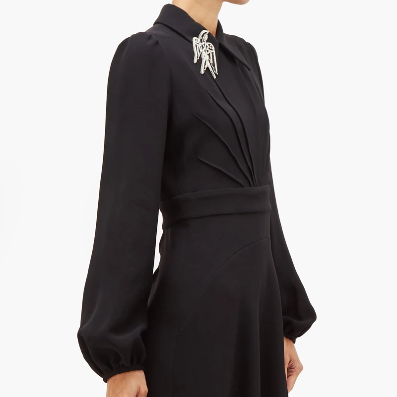 Женское плиссированное платье с отложным воротником элегантное приталенное в