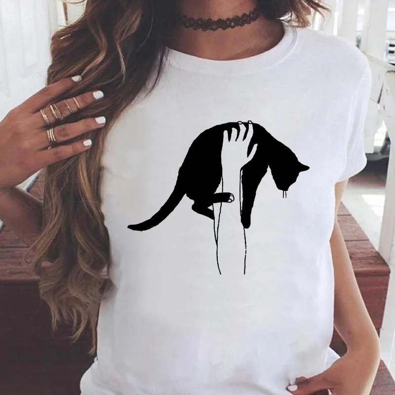 

Футболка женская летняя с коротким рукавом и круглым вырезом