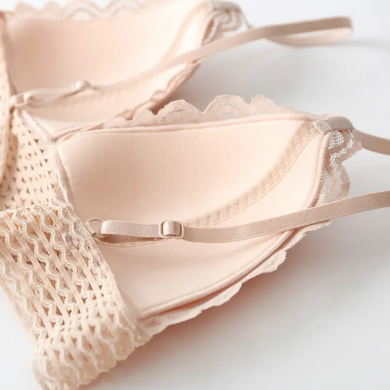 

ATHVOTAR Women Lace Bra Brassiere V-Neck Sexy French Adjustable Triangle Cup Bralett Wirelesse Thin Padded Lingerie Underwear