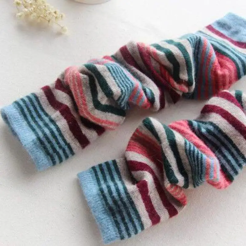 Belly Dance Sock Over Knee Anti Slip Knitting Stripe Step On Foot Covers 100% Wool Warm Material For Girl's Gaiters 2021