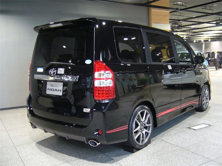 Спойлер из АБС-пластика для заднего крыла автомобиля TOYOTA 207-2012 | Автомобили и